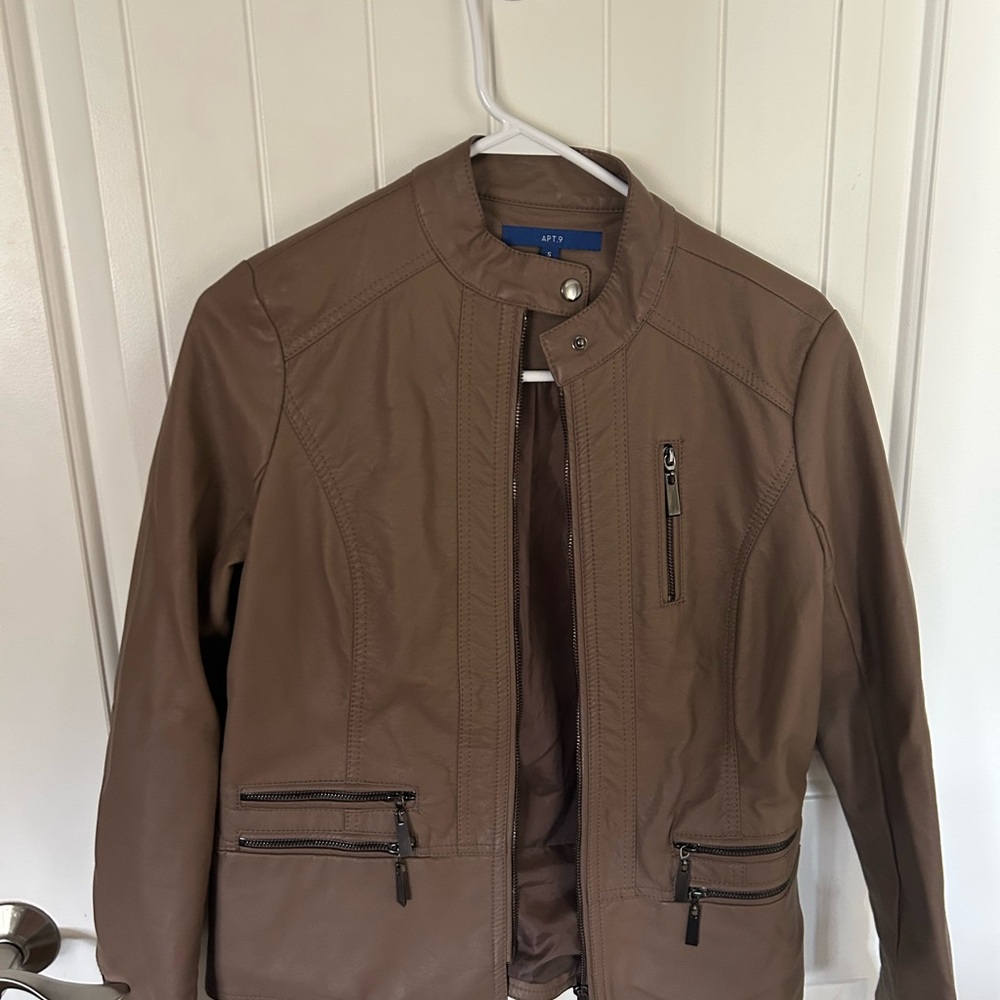 Apt. 9 women’s faux leather jacket